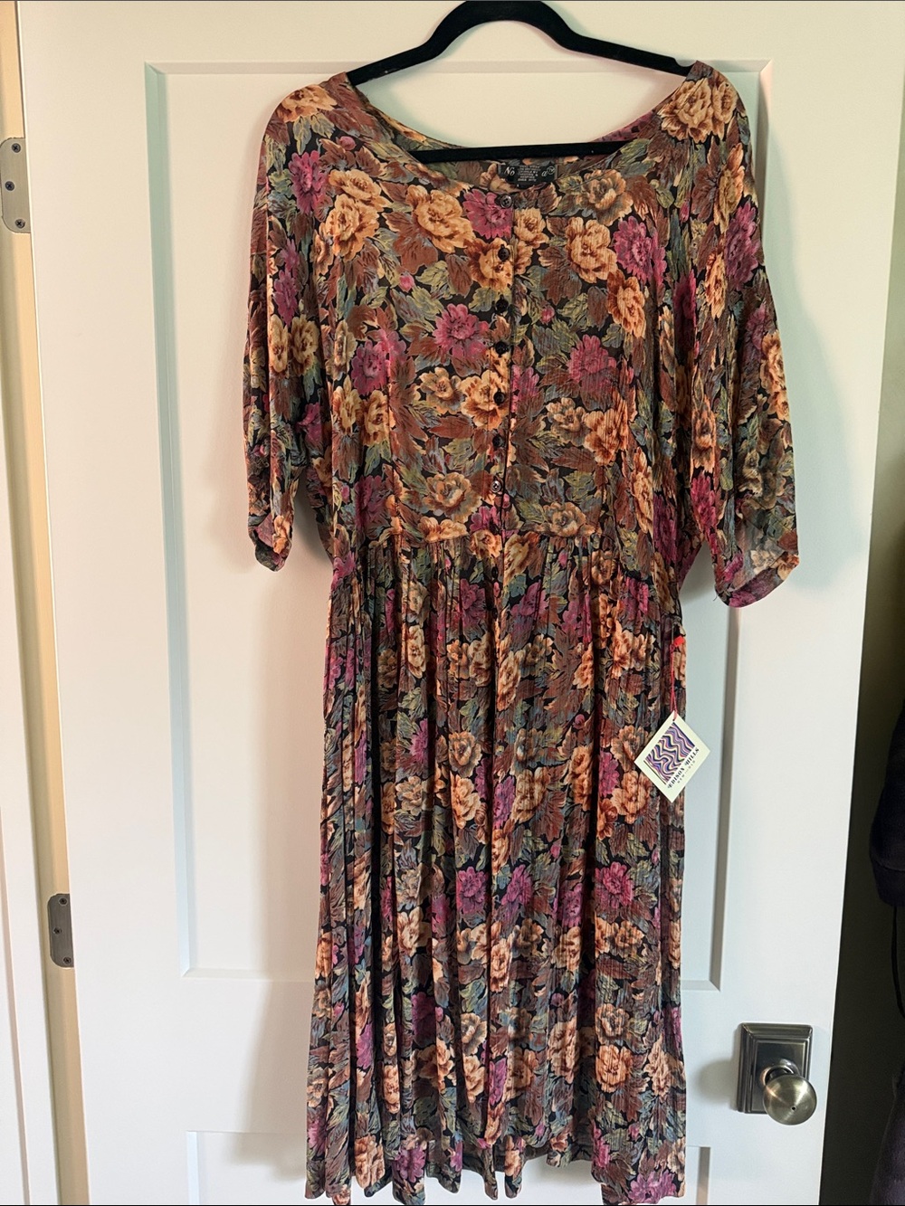 NWT Nostalgia Floral Midi Dress